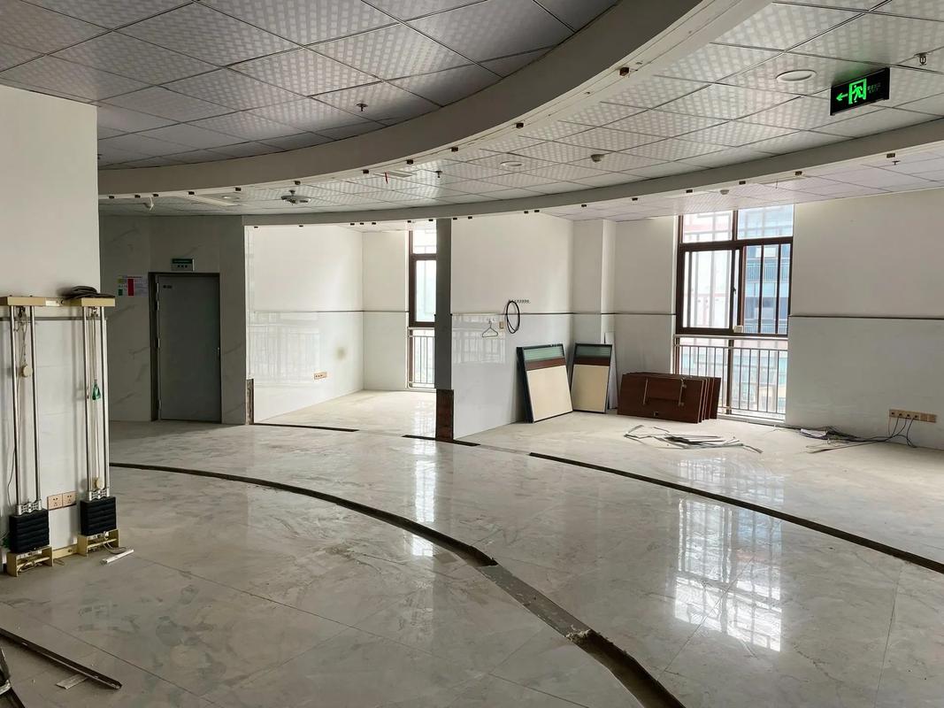 |医院消毒供应室装修工程||拆除正在进行中即将进场